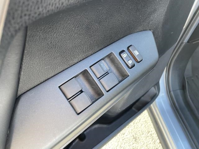 2016 Toyota RAV4 AWD 4dr XLE (Natl)