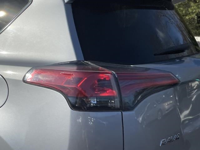 2016 Toyota RAV4 AWD 4dr XLE (Natl)