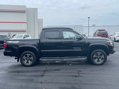2018 Toyota Tacoma SR Double Cab 5' Bed V6 4x4 AT (Natl)