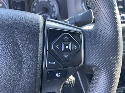 2020 Toyota Tacoma 4WD TRD Sport Double Cab 5' Bed V6 AT (Natl)
