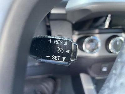 2017 Toyota Tacoma TRD Off Road Double Cab 5' Bed V6 4x4 MT (Natl)