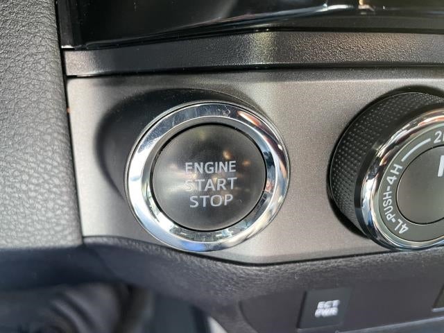 2017 Toyota Tacoma TRD Off Road Double Cab 5' Bed V6 4x4 MT (Natl)