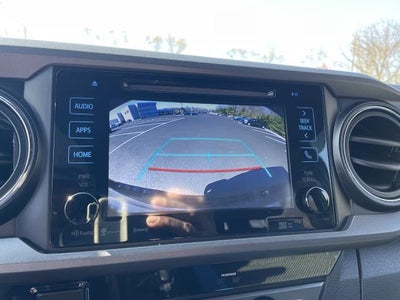 2017 Toyota Tacoma TRD Off Road Double Cab 5' Bed V6 4x4 MT (Natl)