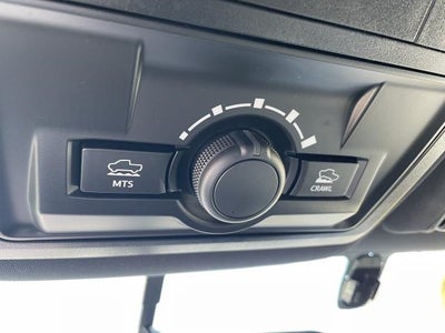 2017 Toyota Tacoma TRD Off Road Double Cab 5' Bed V6 4x4 MT (Natl)