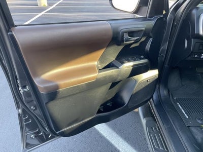 2018 Toyota Tacoma Limited Double Cab 5' Bed V6 4x4 AT (Natl)