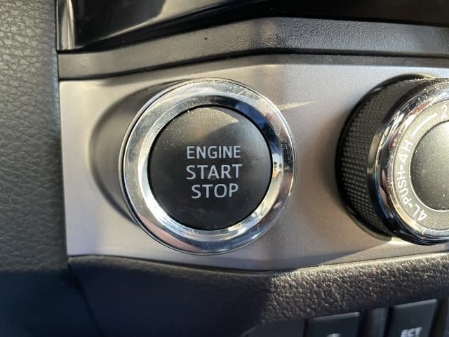 2018 Toyota Tacoma Limited Double Cab 5' Bed V6 4x4 AT (Natl)