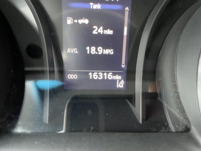 2018 Toyota Camry SE Auto (Natl)