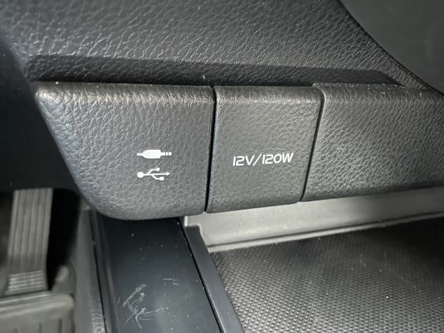 2018 Toyota Camry SE Auto (Natl)