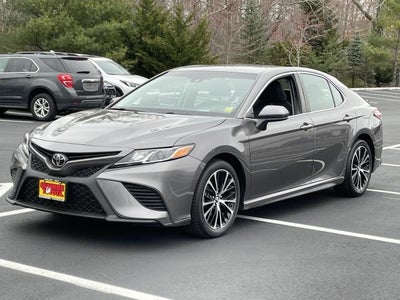 2018 Toyota Camry SE Auto (Natl)