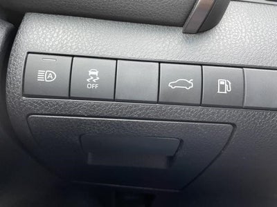 2018 Toyota Camry SE Auto (Natl)