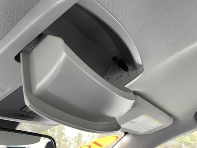 2019 Toyota Camry SE Auto (Natl)