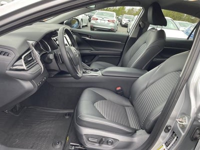 2019 Toyota Camry SE Auto (Natl)