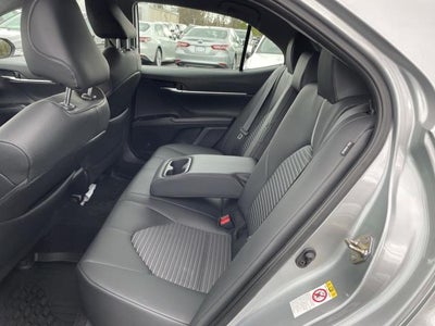 2019 Toyota Camry SE Auto (Natl)