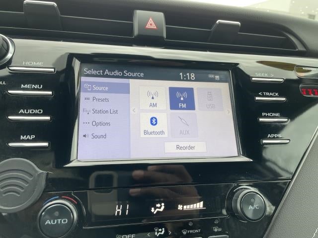 2019 Toyota Camry SE Auto (Natl)