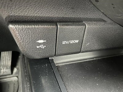 2019 Toyota Camry SE Auto (Natl)