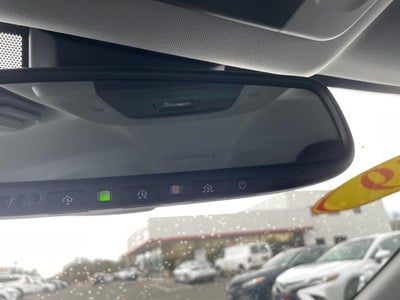 2019 Toyota Camry SE Auto (Natl)