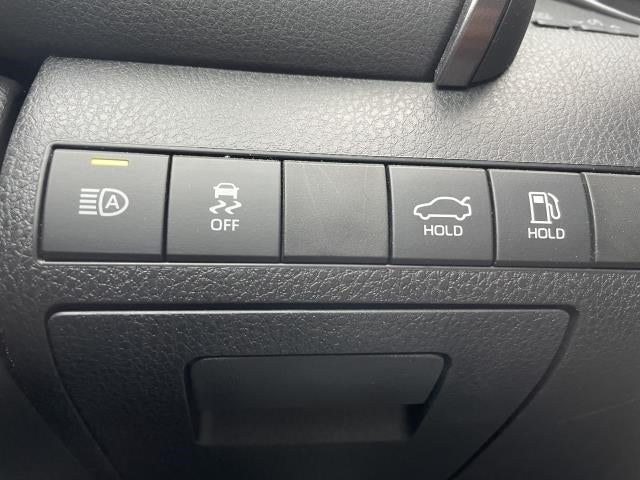 2019 Toyota Camry SE Auto (Natl)