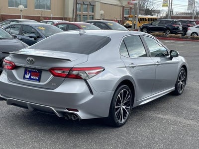 2019 Toyota Camry SE Auto (Natl)