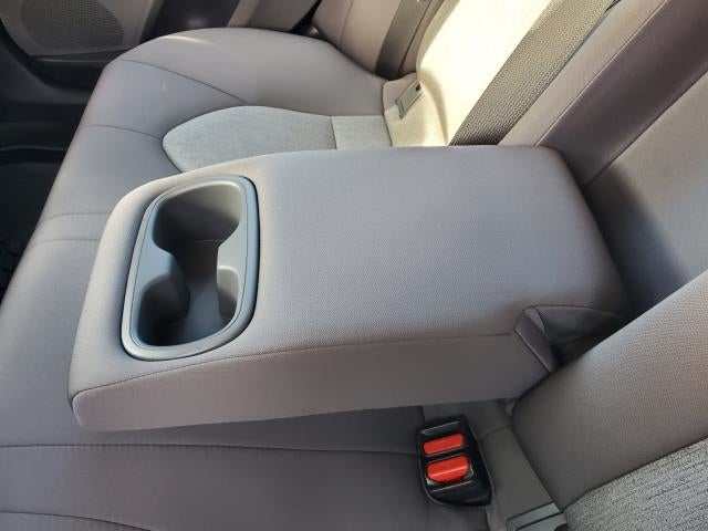 2019 Toyota Camry LE Auto (Natl)