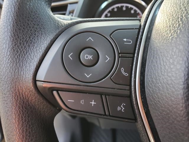 2019 Toyota Camry LE Auto (Natl)