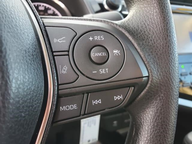 2019 Toyota Camry LE Auto (Natl)