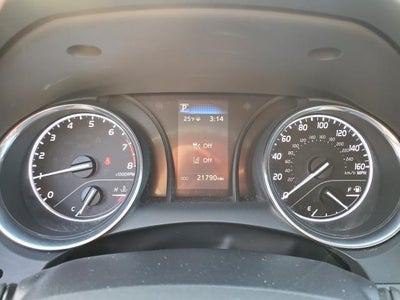 2019 Toyota Camry LE Auto (Natl)