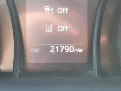 2019 Toyota Camry LE Auto (Natl)