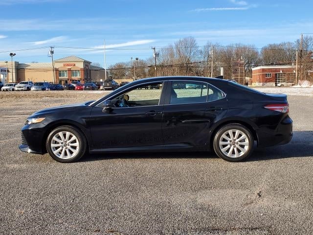 2019 Toyota Camry LE Auto (Natl)