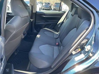 2019 Toyota Camry LE Auto (Natl)