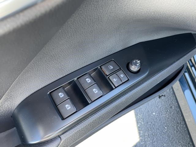 2019 Toyota Camry LE Auto (Natl)