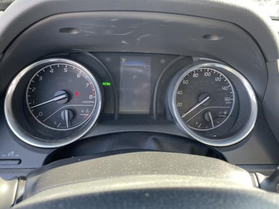 2019 Toyota Camry SE Auto (Natl)