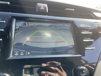 2019 Toyota Camry SE Auto (Natl)