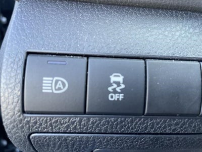 2019 Toyota Camry SE Auto (Natl)