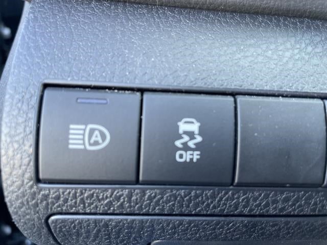 2019 Toyota Camry SE Auto (Natl)