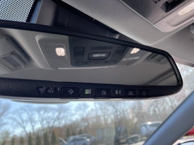 2019 Toyota Camry SE Auto (Natl)