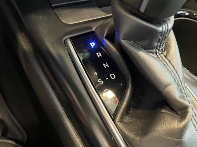 2019 Toyota Camry SE Auto (Natl)