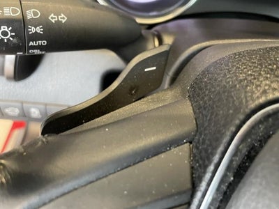 2019 Toyota Camry SE Auto (Natl)