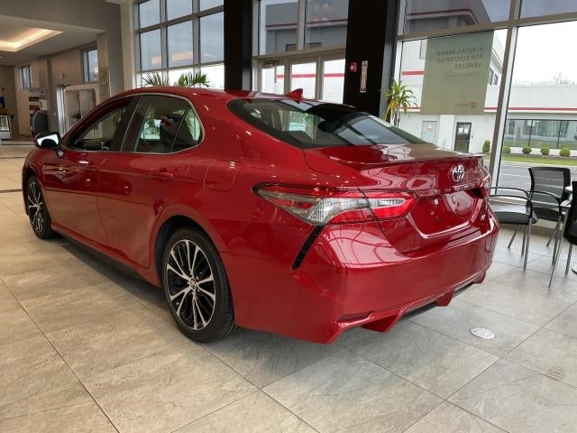 2019 Toyota Camry SE Auto (Natl)