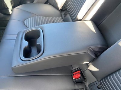 2019 Toyota Camry SE Auto (Natl)