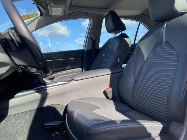 2019 Toyota Camry SE Auto (Natl)