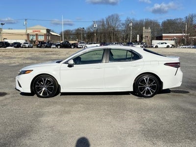 2019 Toyota Camry SE Auto (Natl)