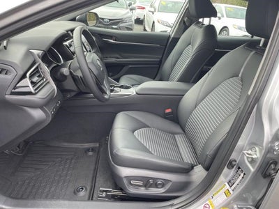 2019 Toyota Camry SE Auto (Natl)
