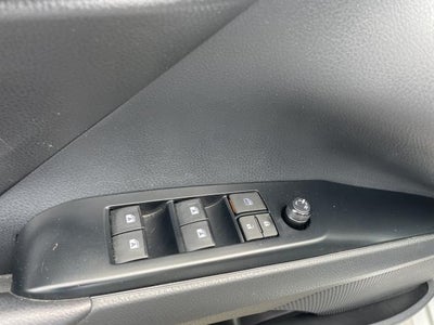 2019 Toyota Camry SE Auto (Natl)