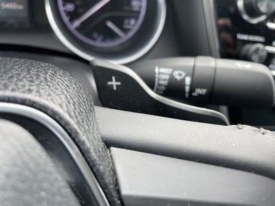 2019 Toyota Camry SE Auto (Natl)