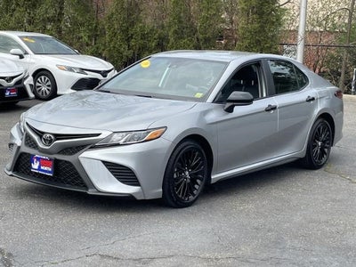 2019 Toyota Camry SE Auto (Natl)