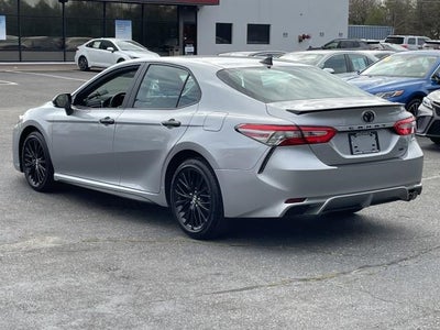 2019 Toyota Camry SE Auto (Natl)
