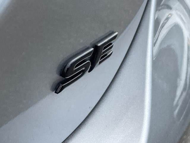 2019 Toyota Camry SE Auto (Natl)