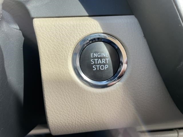 2019 Toyota Camry XLE Auto (Natl)