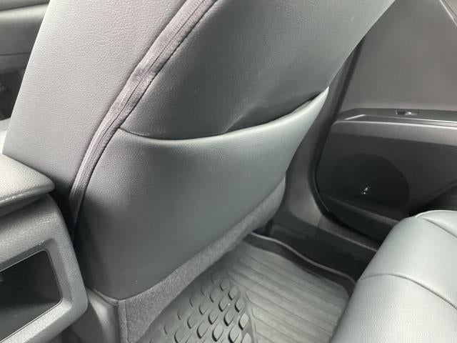 2019 Toyota Camry Hybrid SE CVT (Natl)