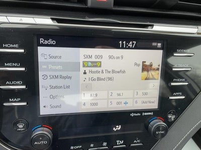 2019 Toyota Camry Hybrid SE CVT (Natl)